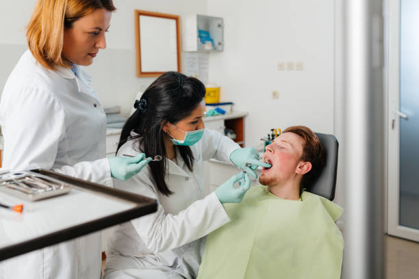 Best Emergency Root Canal Treatment in Hiawatha, KS